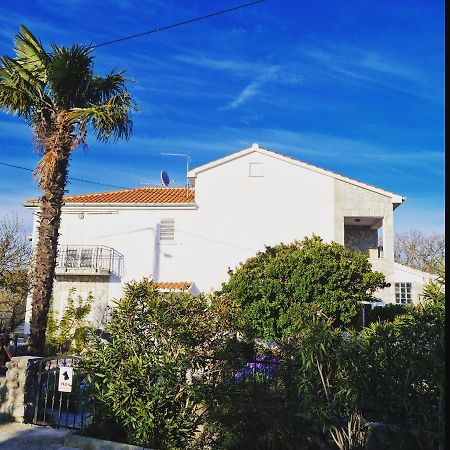 Villa Rossi Brzac Bagian luar foto