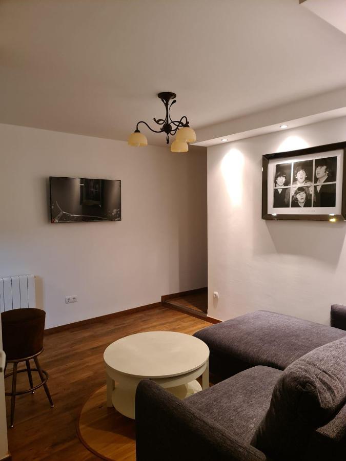 Villa Rossi Brzac Bagian luar foto